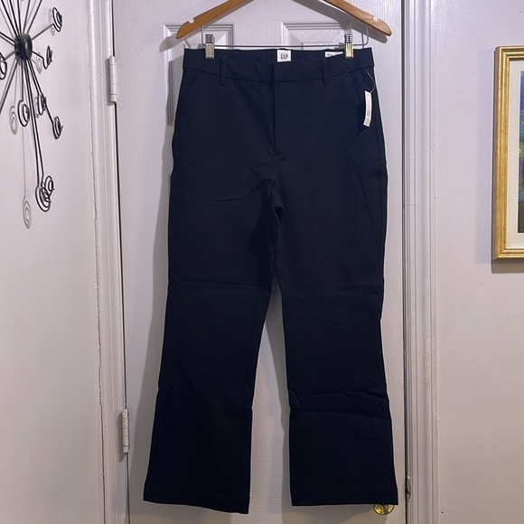 GAP - Women’s Mid Rise Kick Fit Pants in Bi-Stretch - Size 12 - Picture 3 of 10